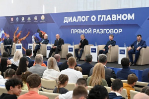 Пять спортсменов ЦЕ ДЕРЖАВА — на встрече с легендами спорта